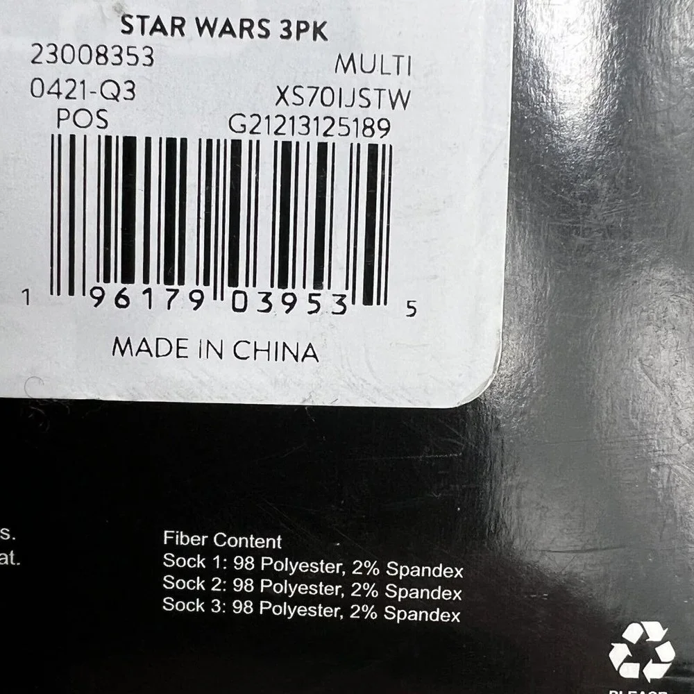 Disney Star Wars Men's Crew Socks 3 Pack Shoe Size 8-12 Bioworld Christmas Theme - Picture 10 of 12